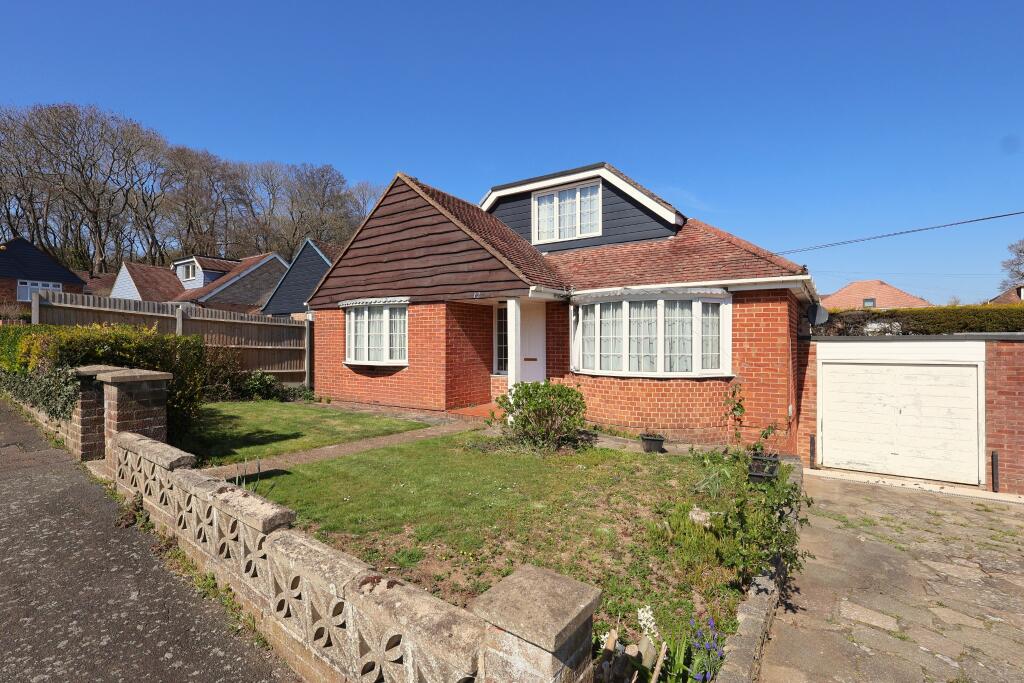 Main image of property: Hazelwood Avenue, Bedhampton, Havant