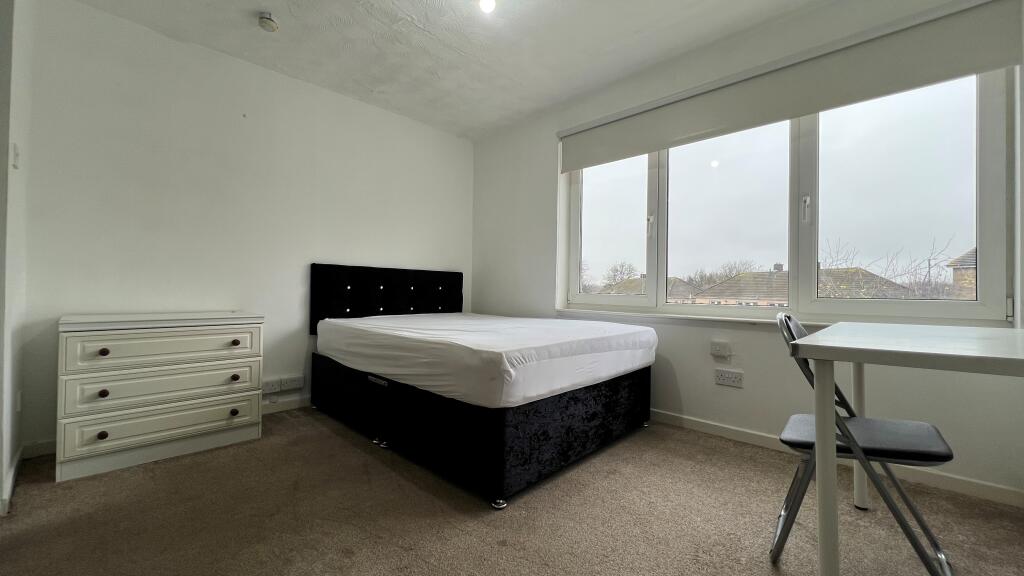 Main image of property: Ridingleaze, Avonmouth