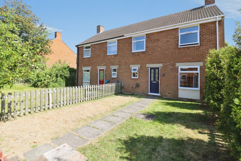 Main image of property: Chiltern Close, Grassmoor, Chesterfield, Derbyshire, S42