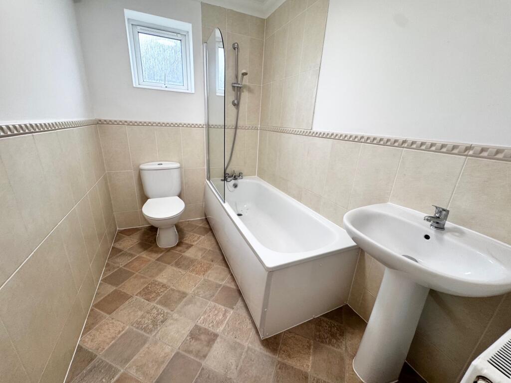 Apartment in Bournemouth - View 3