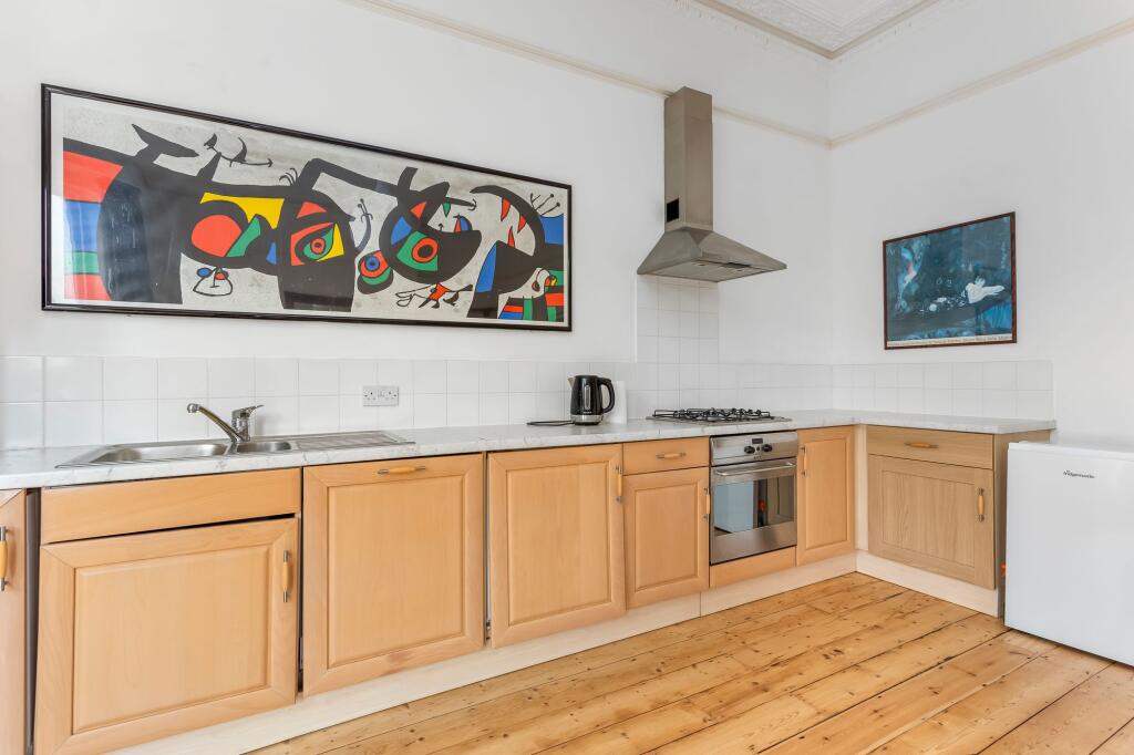 Apartment in Hove, Brunswick - View 5