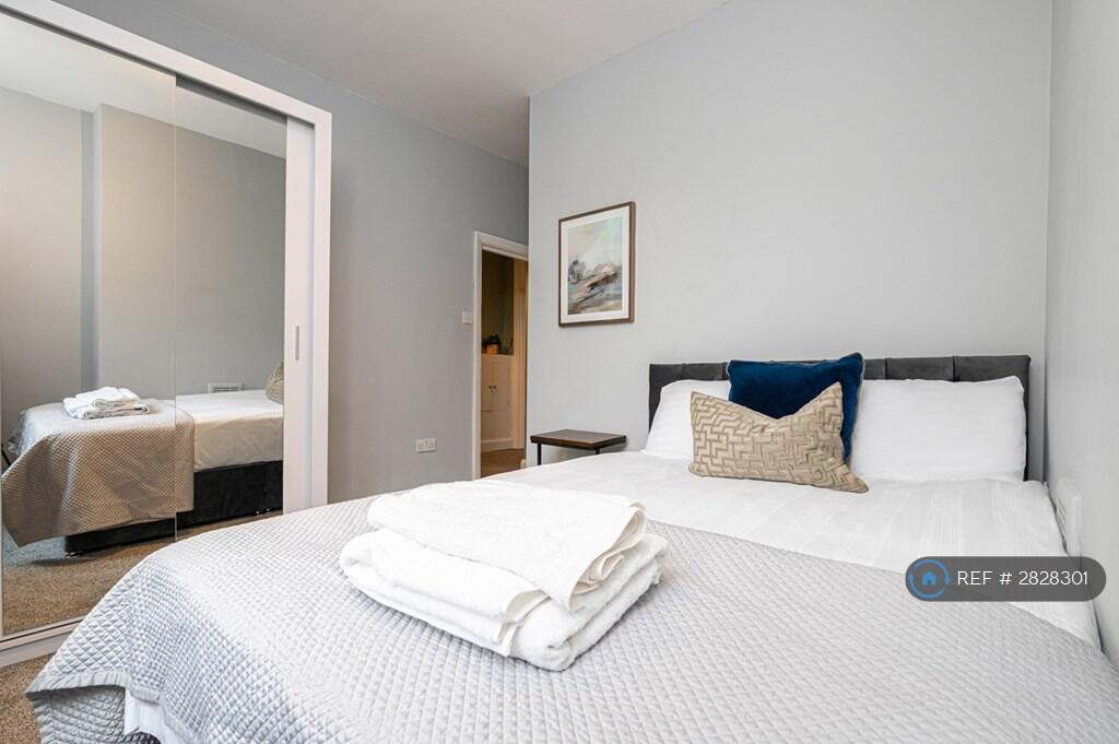 Main image of property: Duckett Road, London, N4