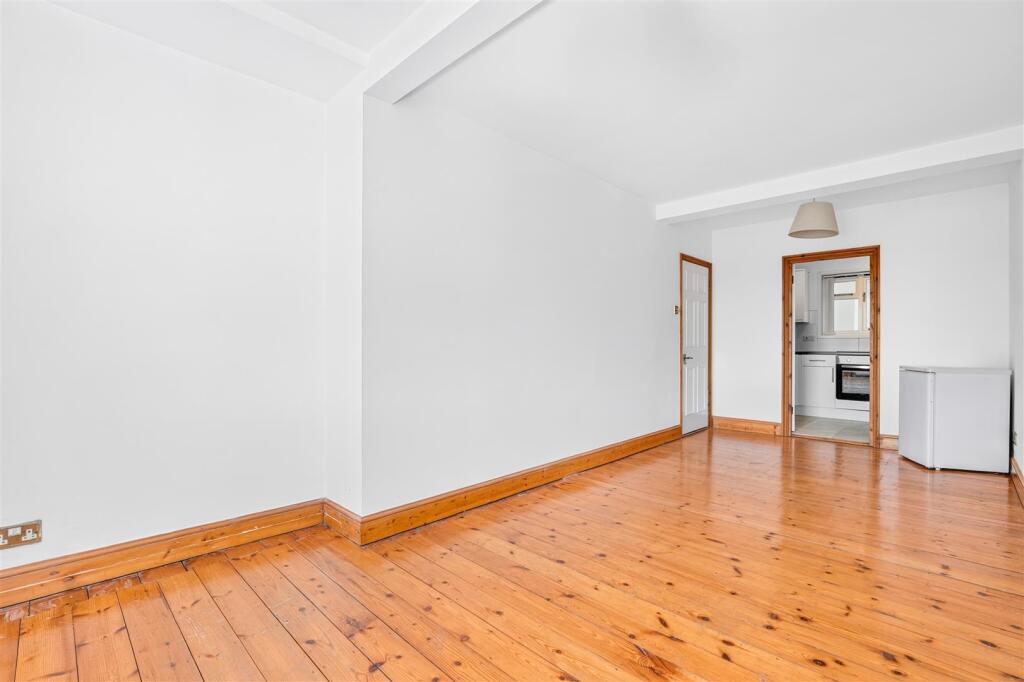 Apartment in London, Globe Town, Bethnal Green - More