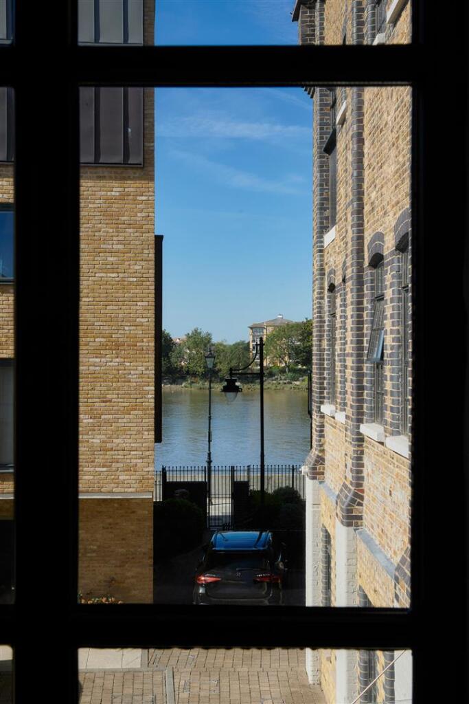 Apartment in London - More