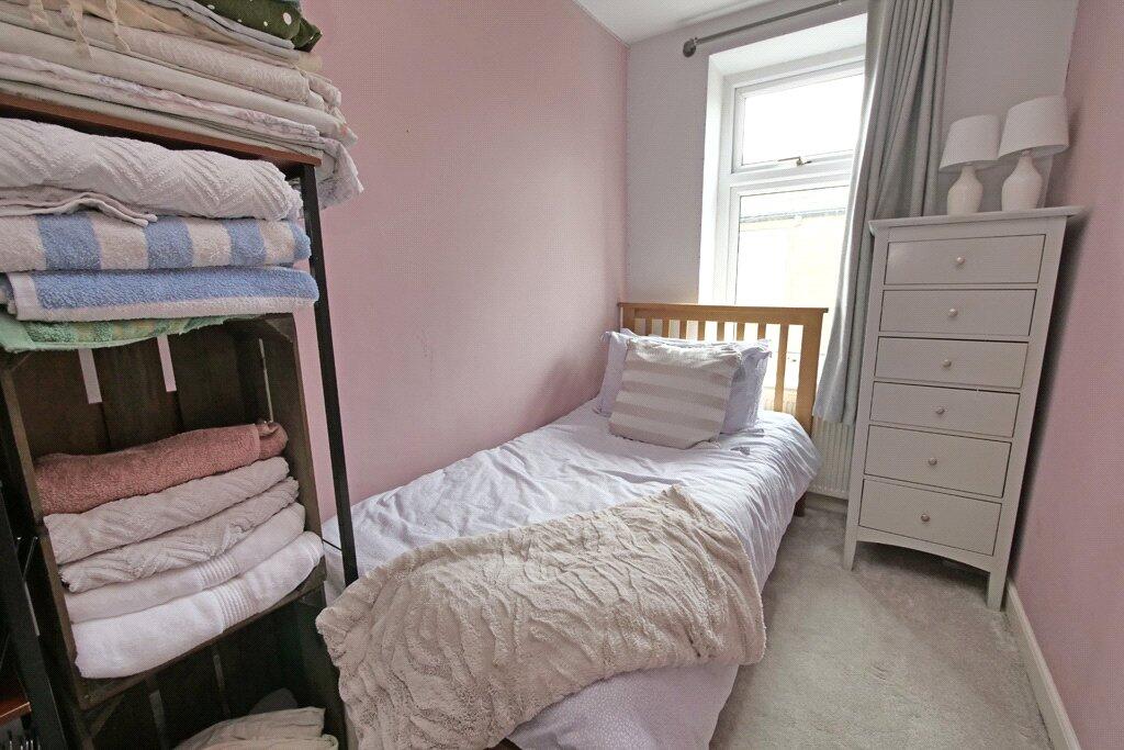 7 Chapel Street, Carleton, BD23 3HE - View 6