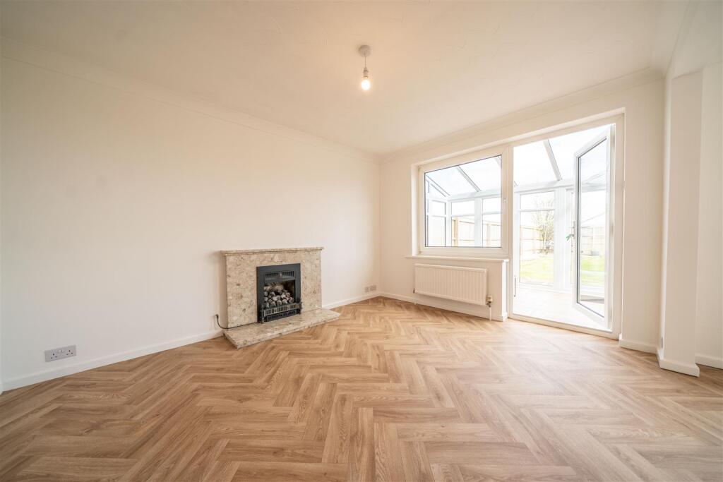 House in Weymouth, Dorset - View 2