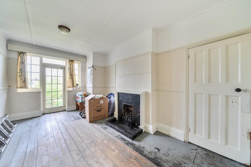 House in London - View 3
