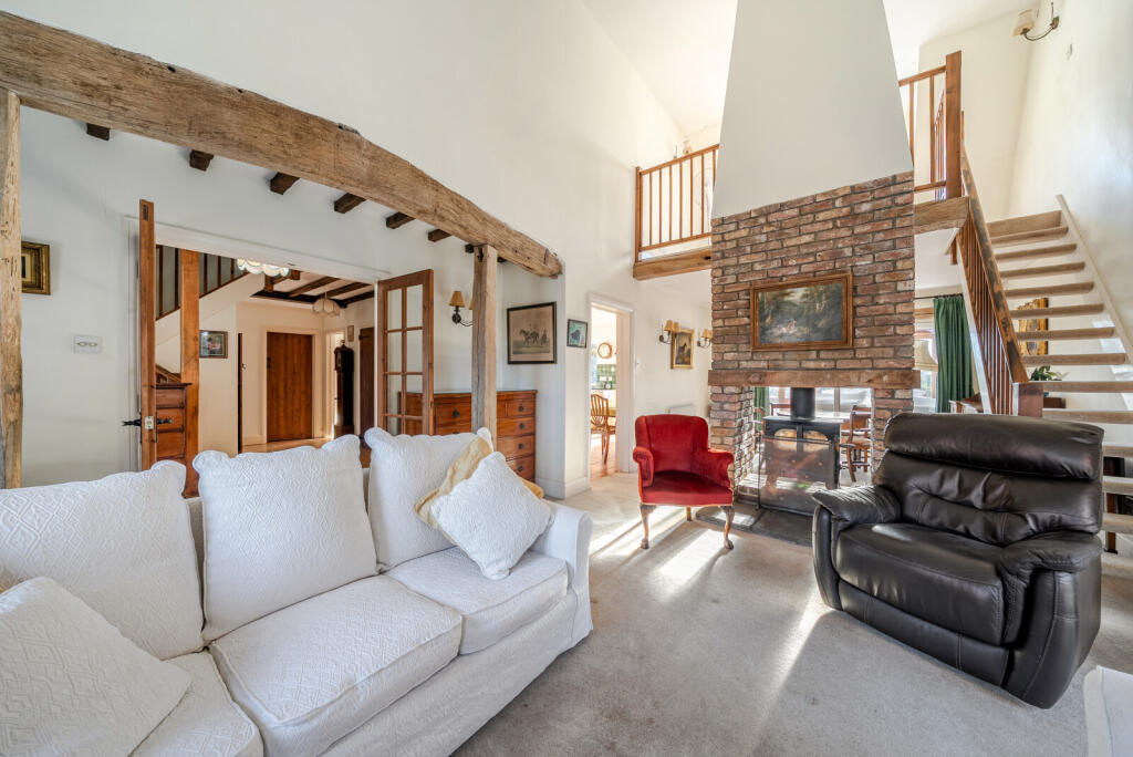 House in Redhill - View 4
