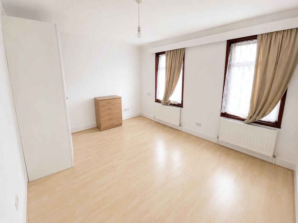 House in London - View 4