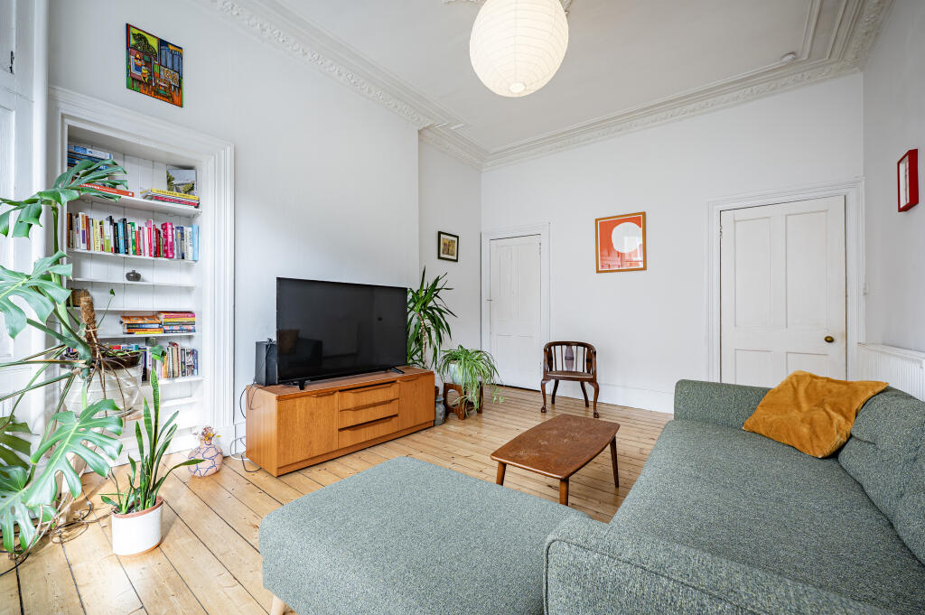 Apartment in Glasgow, The Drives, Dennistoun - More