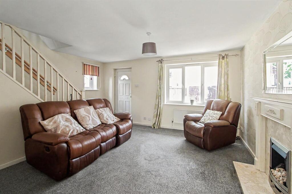House in Nottingham, Bestwood Park Estate - View 5
