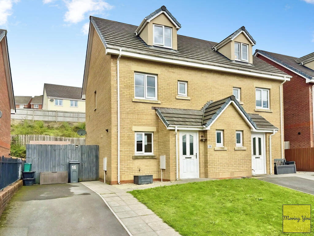 Main image of property: Clos Y Cwm, Pontardawe, SA8 4JZ