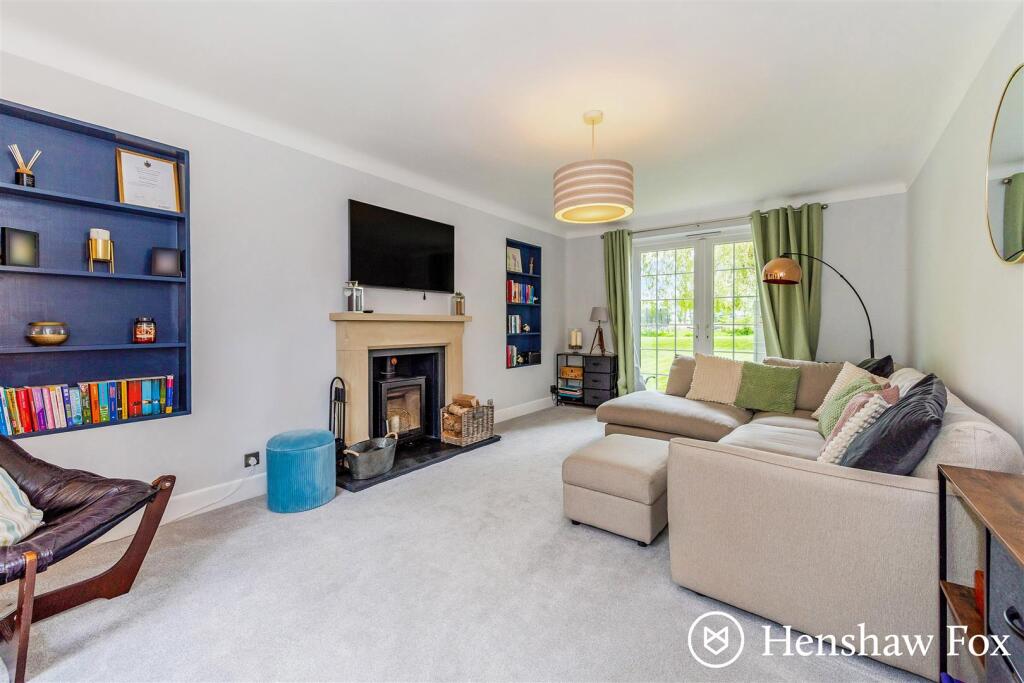 House in Southampton - More
