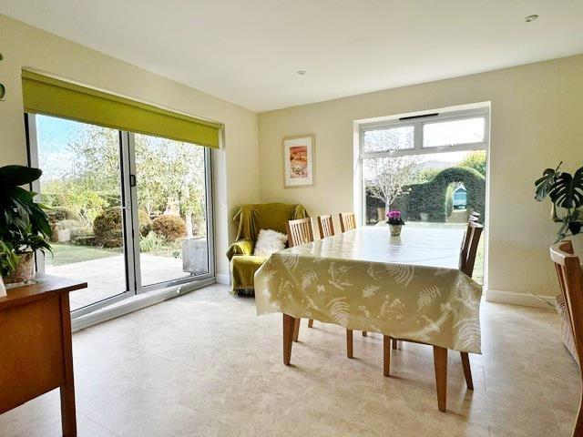 Leigh Grove, Bradford-On-Avon photo 5