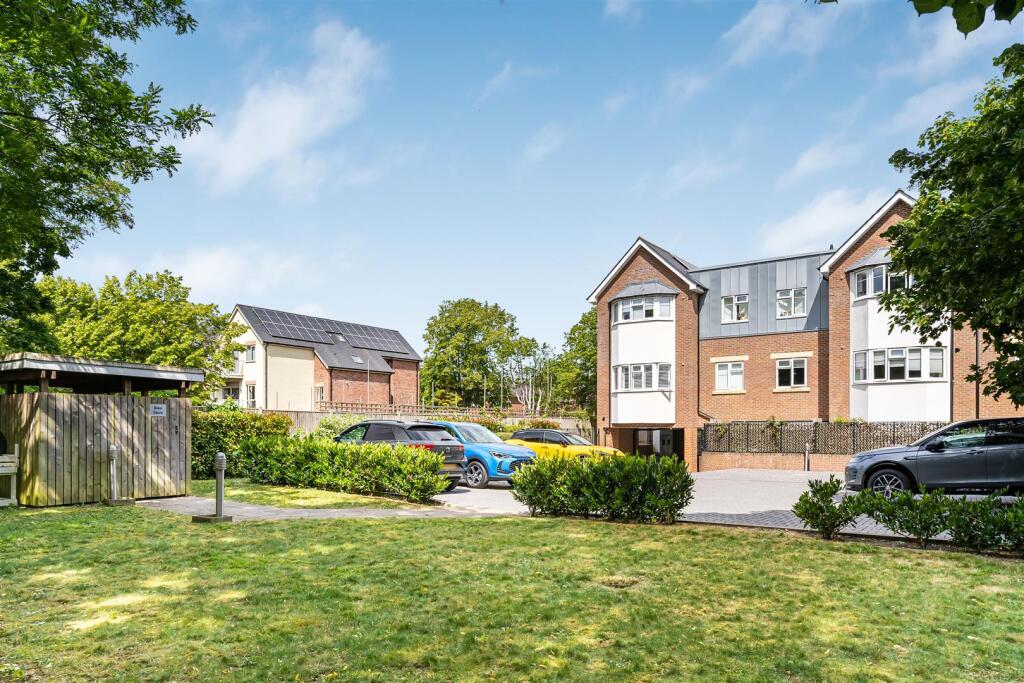 Main image of property: Devonshire Road, Sutton