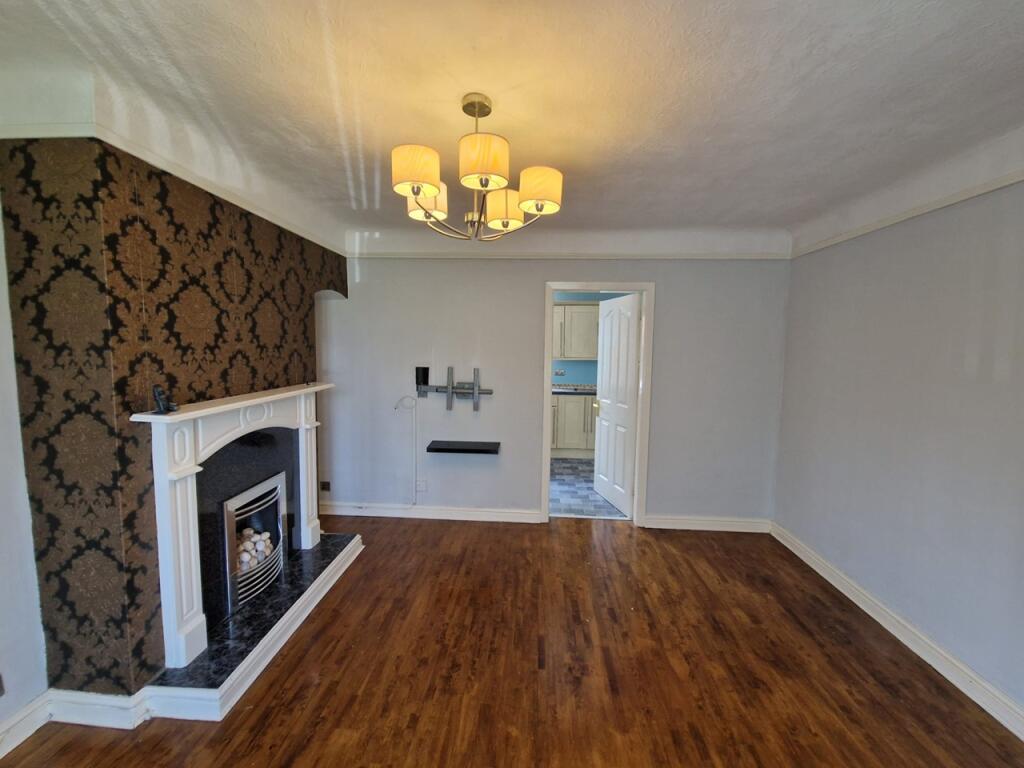 Barclays Avenue, Salford photo 5
