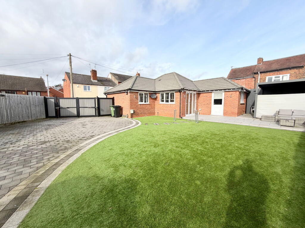 Hill Street, Quarry Bank, Brierley Hill, DY5 2AY photo 3
