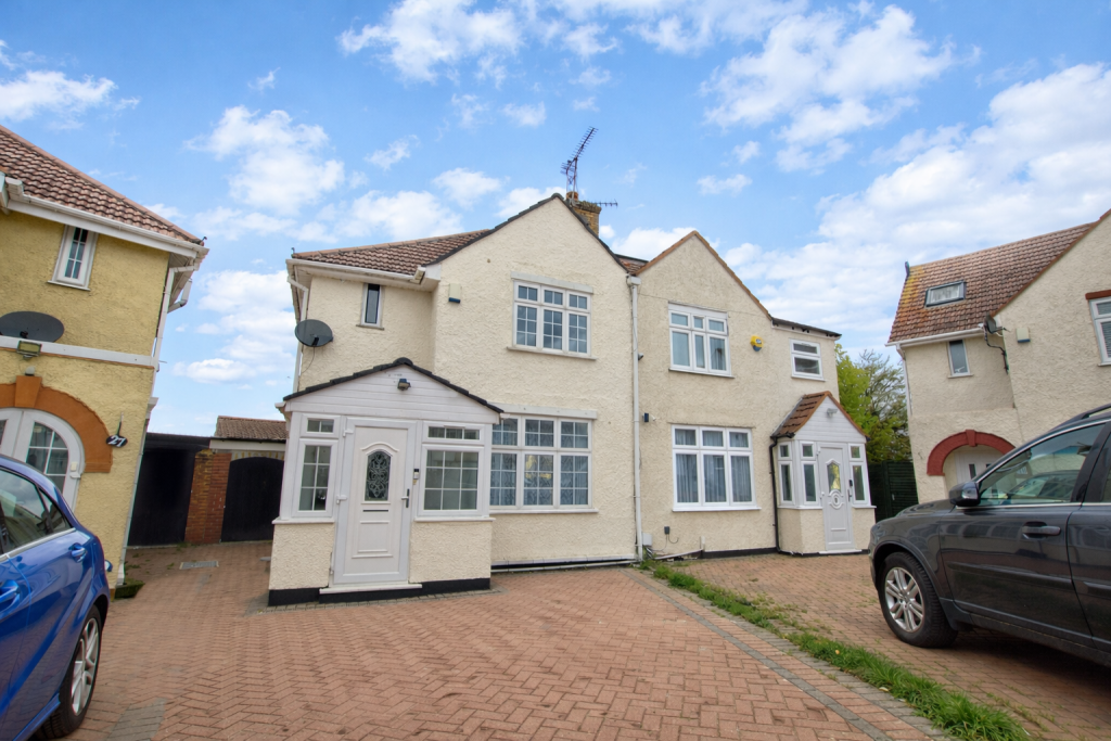 Main image of property: Pembroke Road, Greenford, UB6 9QP
