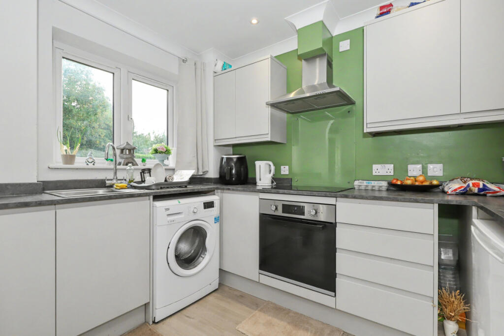 House in Oxford, New Headington, Headington - More
