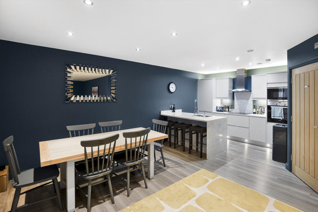 Lower Bridge Street, Chester, CH1 - View 3