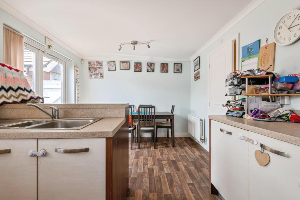 House in Wellington, Westford - View 5