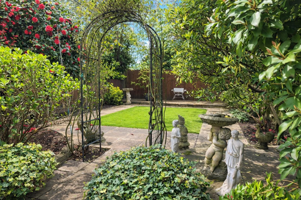 Hatfield Close, Hutton, Brentwood - View 2