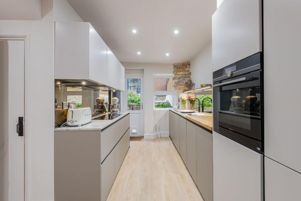 House in Grange-over-Sands, Westmorland and Furness - View 5
