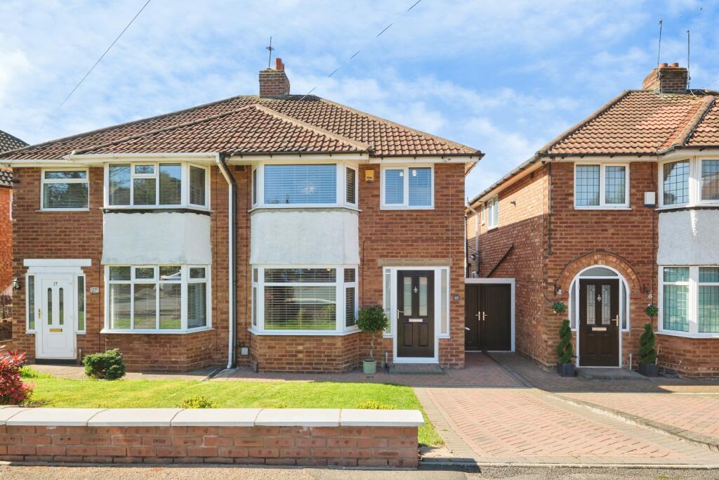 Lilac Avenue, Birmingham, B44