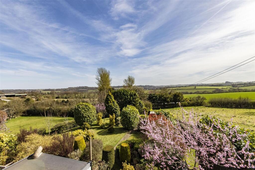 Heath Road, Heath, S44 photo 3