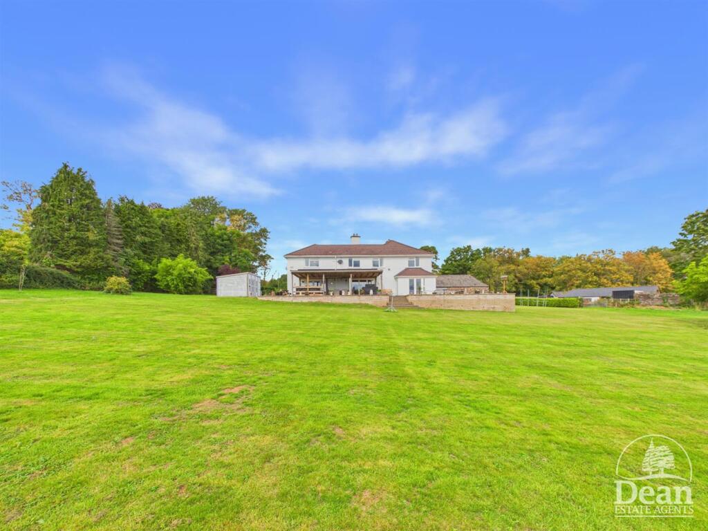 House in Forest of Dean, Awre - View 3