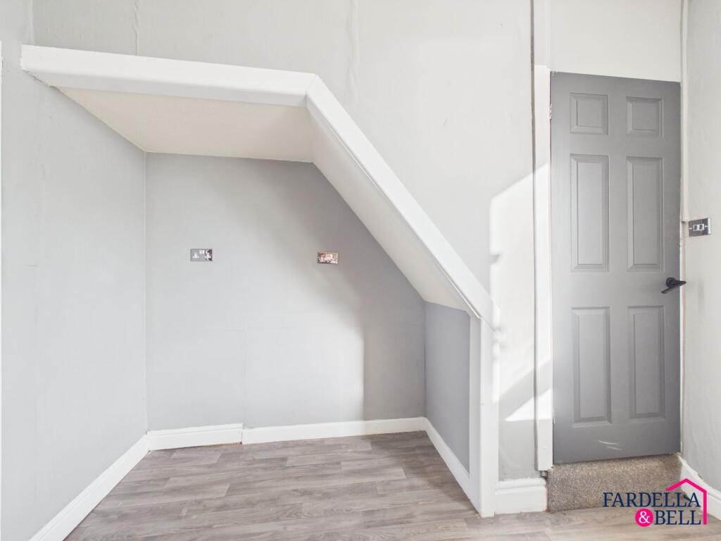 House in Pendle, Colne - More