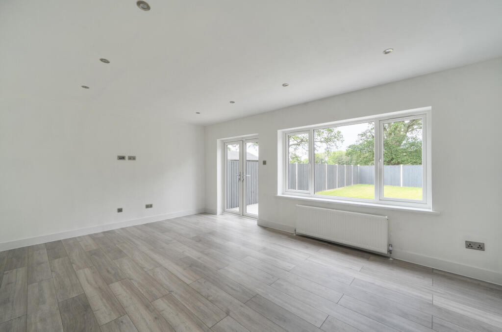 House in Finchampstead - View 3