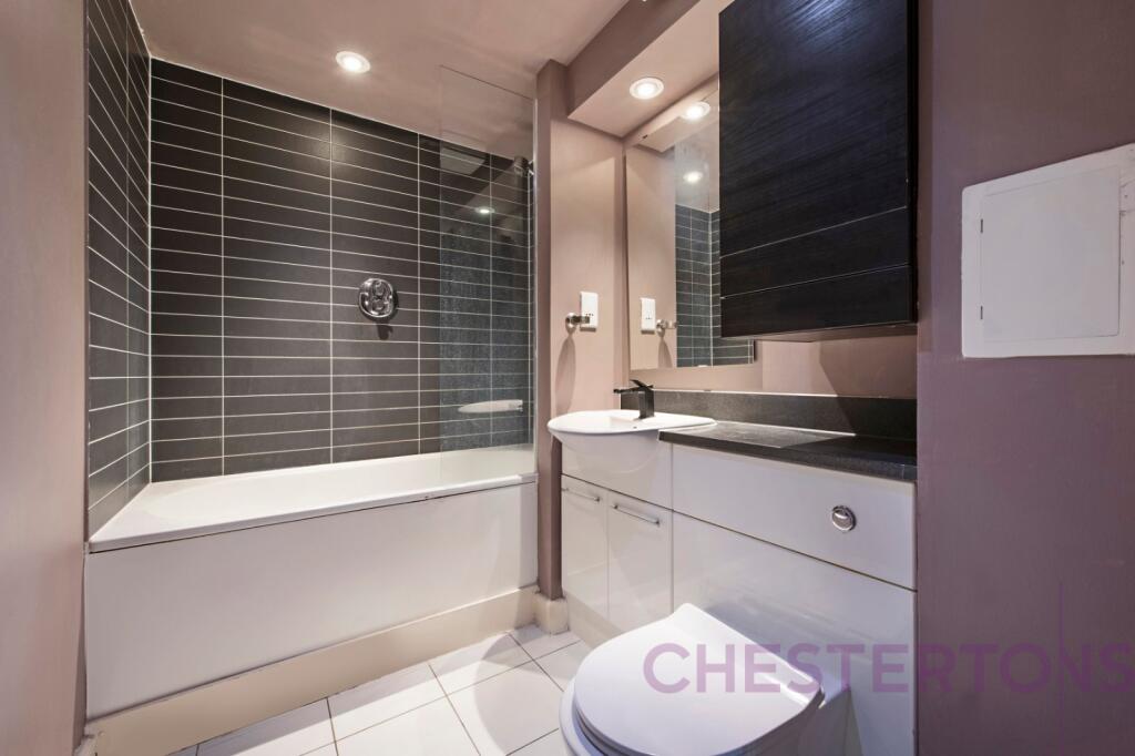 Apartment in London - View 5