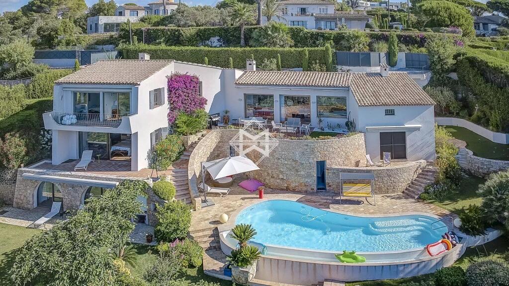 Main image of property: Provence-Alps-Cote d`Azur, Alpes-Maritimes, Cannes