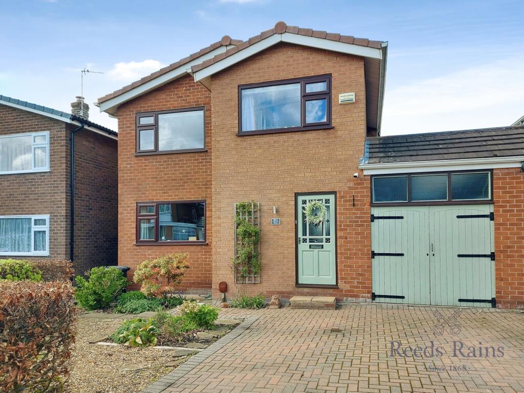 Main image of property: Lindow Fold Drive, Wilmslow, Cheshire, SK9