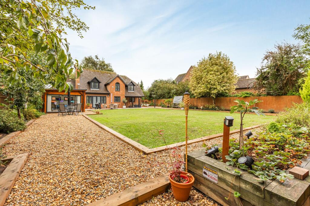 House in Fenland, Elm - View 4