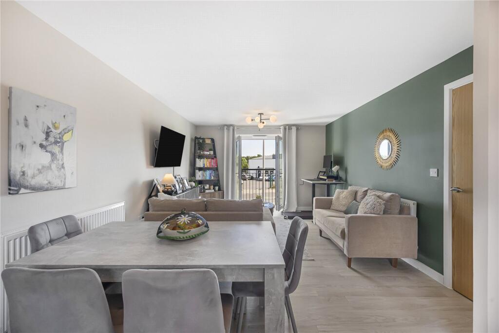 Apartment in Wokingham - View 4