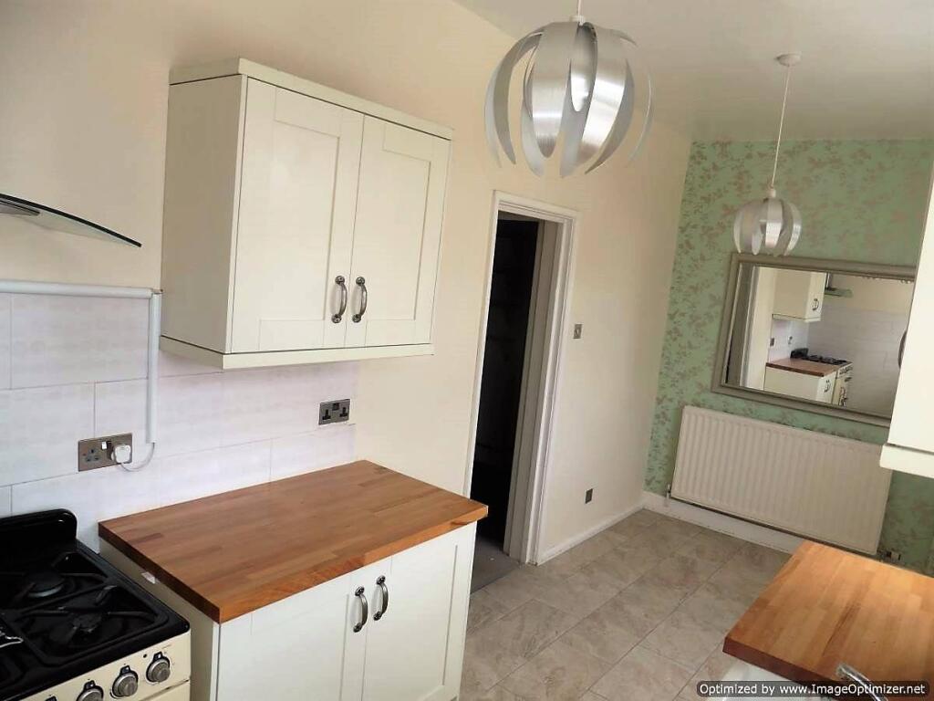 Main image of property: Pratchitts Row