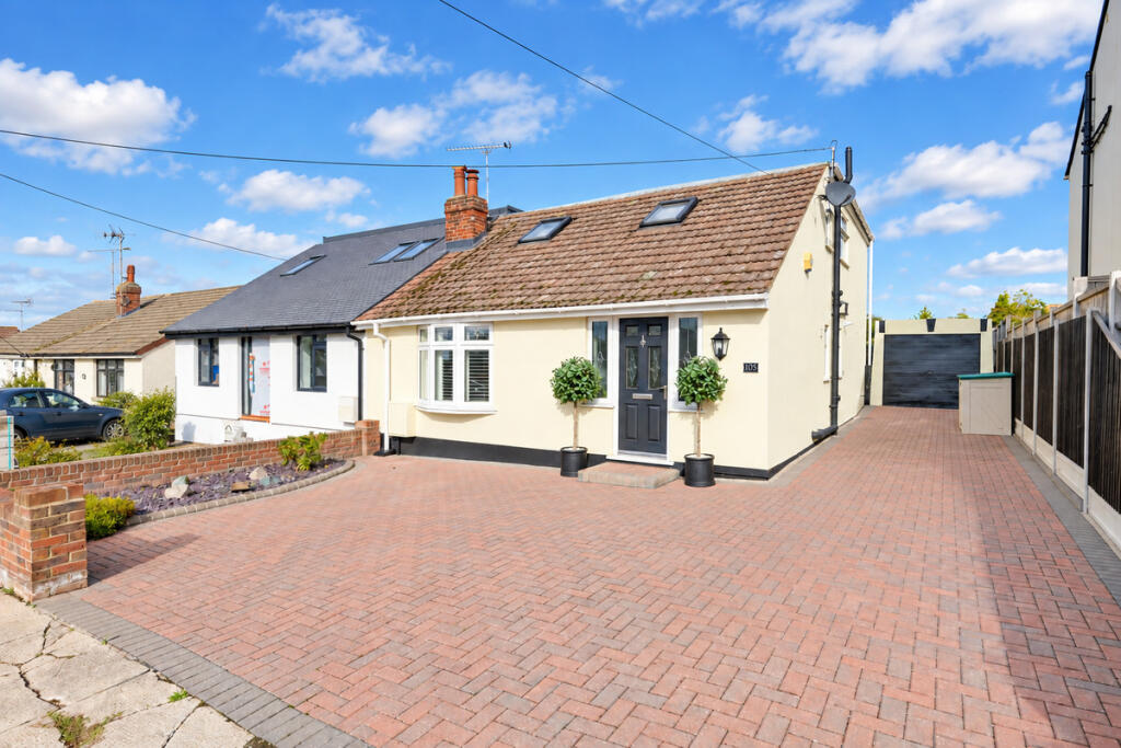 House in Castle Point, Benfleet - View 2