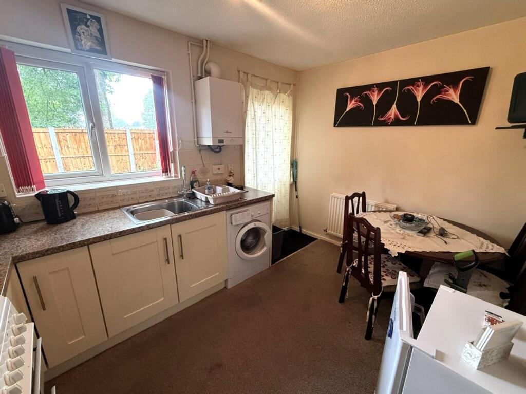 Ravenoak Drive, Failsworth, Manchester photo 5