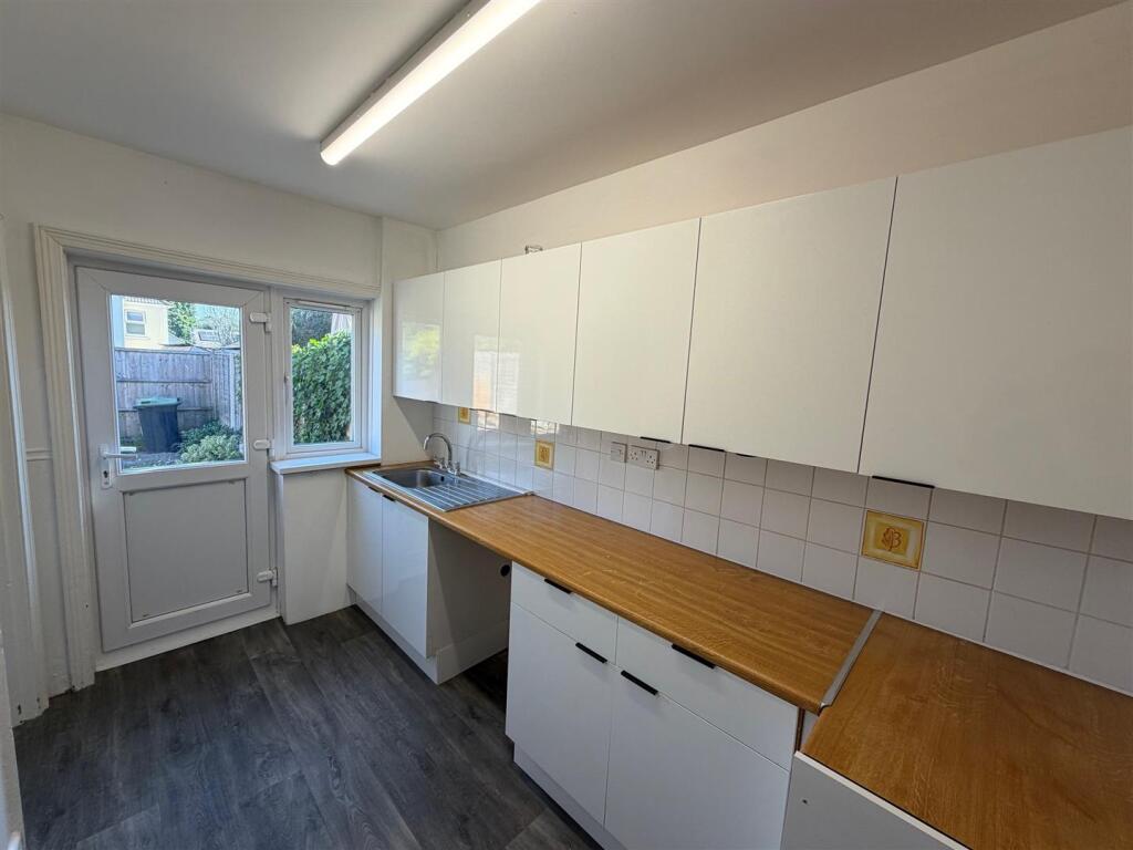 House in Poole - View 4