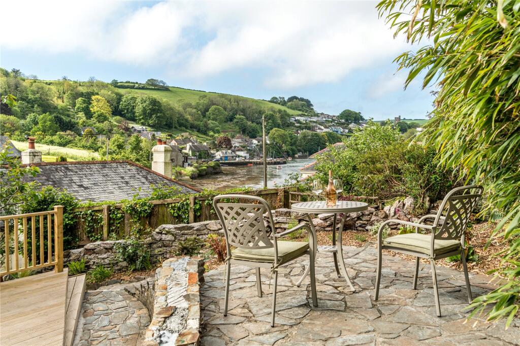 House in Plymouth, Noss Mayo, Newton and Noss - View 3