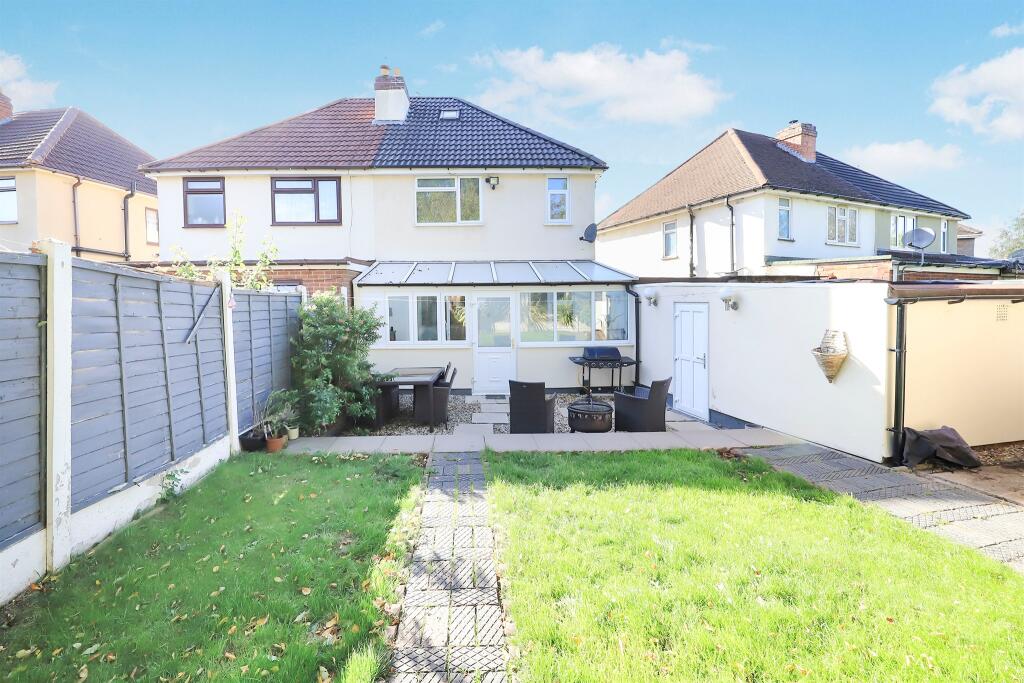 House in Wolverhampton, Wood End - View 2
