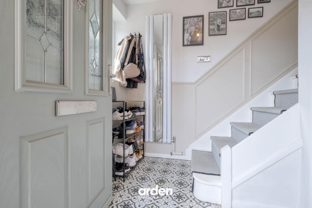 House in Bromsgrove - More