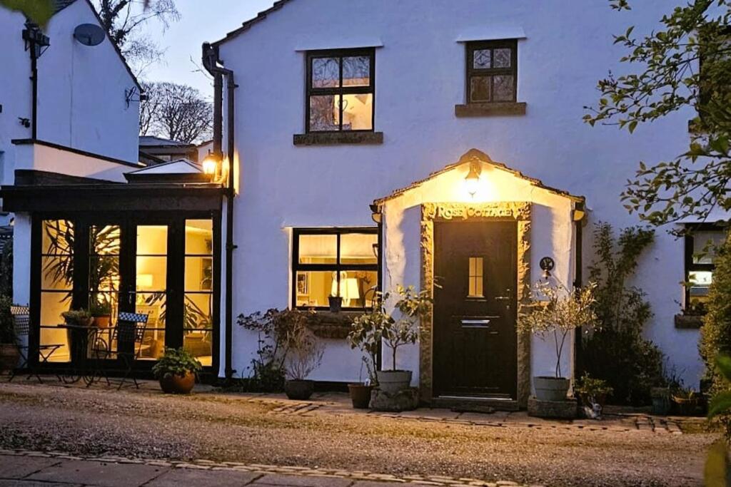 Main image of property: Rabbit Lane, Mottram, SK14