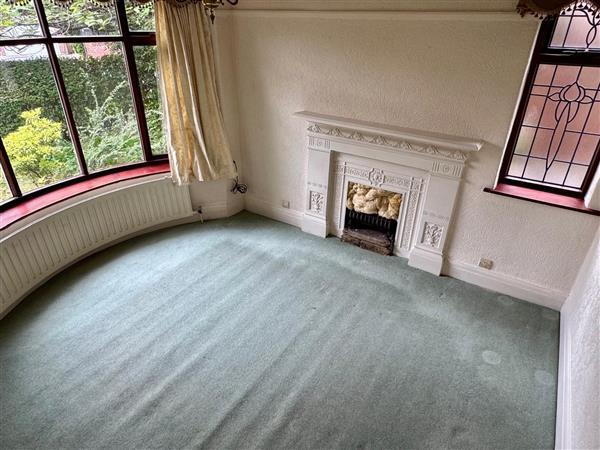 Hall Drive, Alkrington photo 4