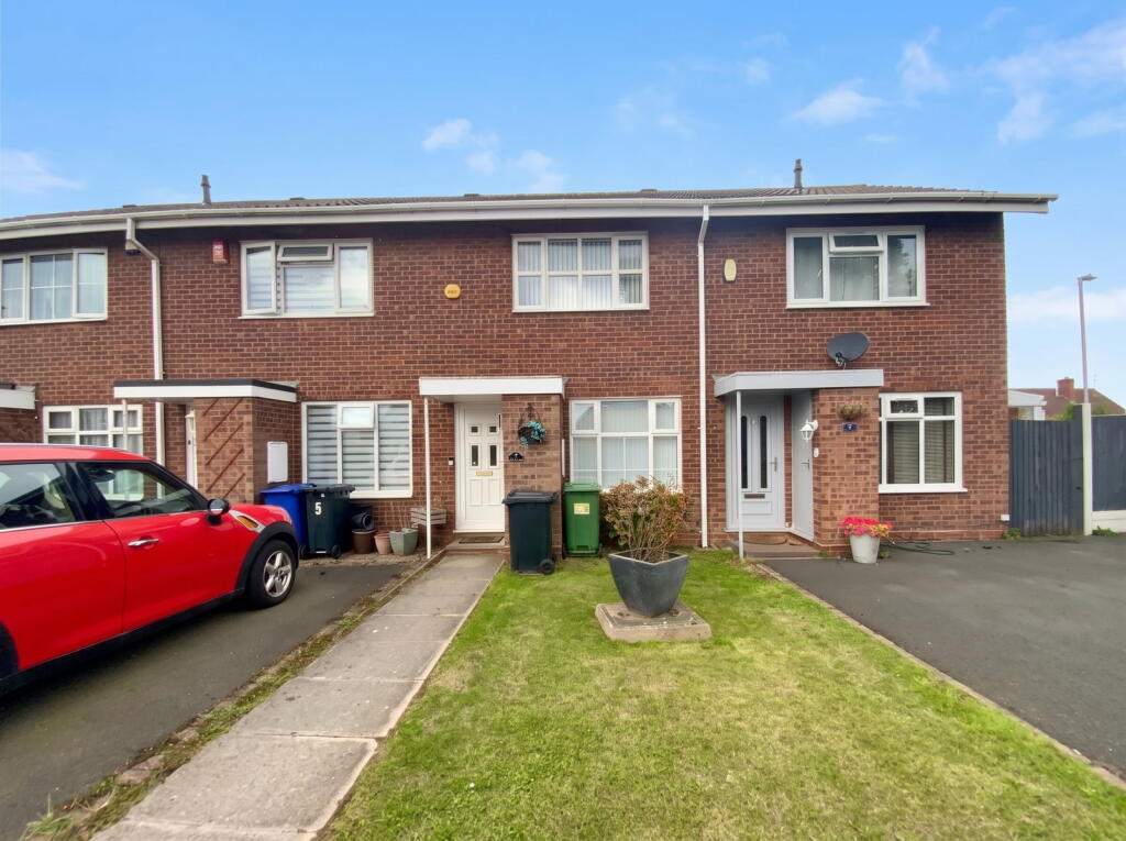 Main image of property: Chiltern Close, Halesowen, B63 1HS