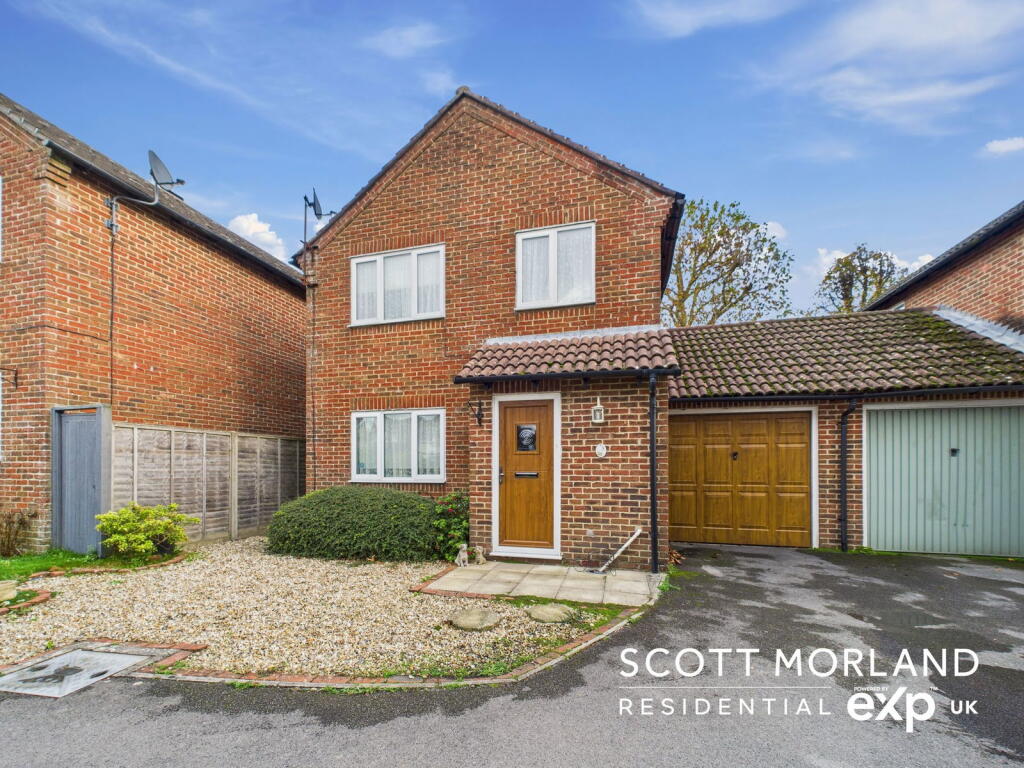 Main image of property: Derwent Close, Chichester, PO20 2FQ