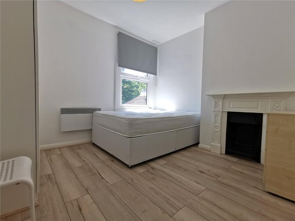 Apartment in London, Willesden Green, Mapesbury - More