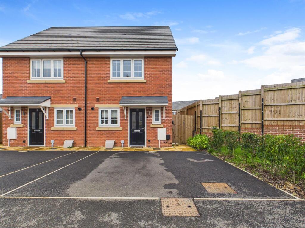 Main image of property: Cromwell Close, Burton Green, Coventry